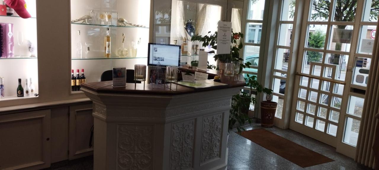 Hotel Am Theater Schwetzingen Dış mekan fotoğraf